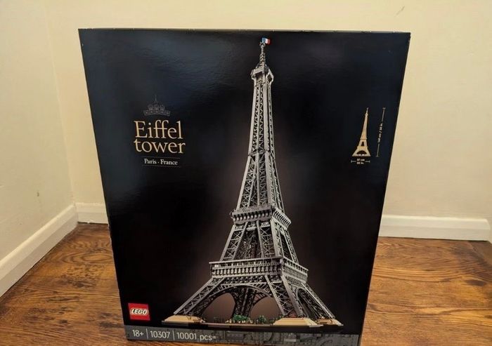 Lego modèle 10307 Tour Eiffel Neuf jamais déballer - photo numéro 2