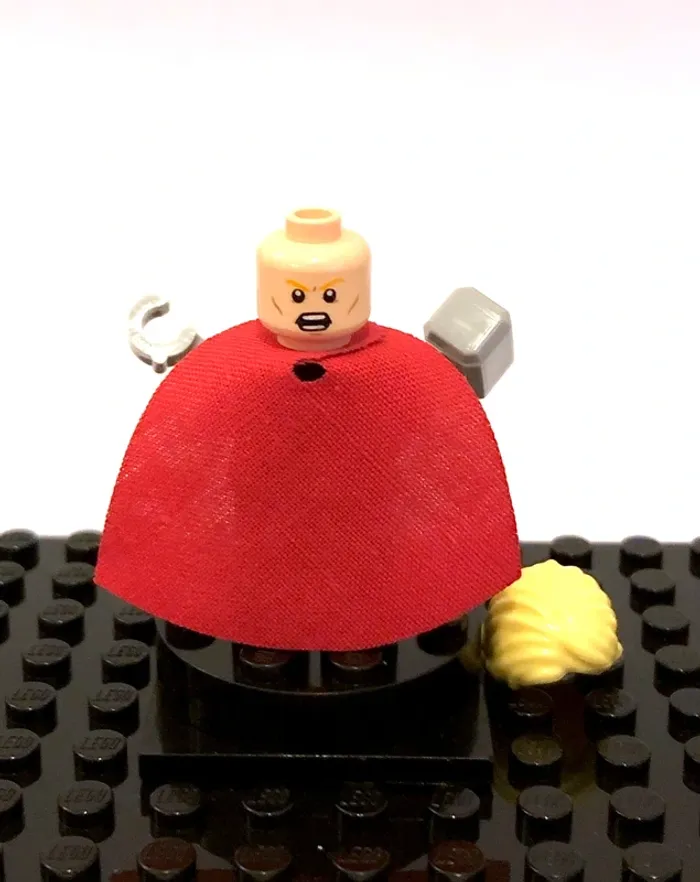 LEGO Marvel Super Heroes - "Thor, no beard" - photo numéro 3