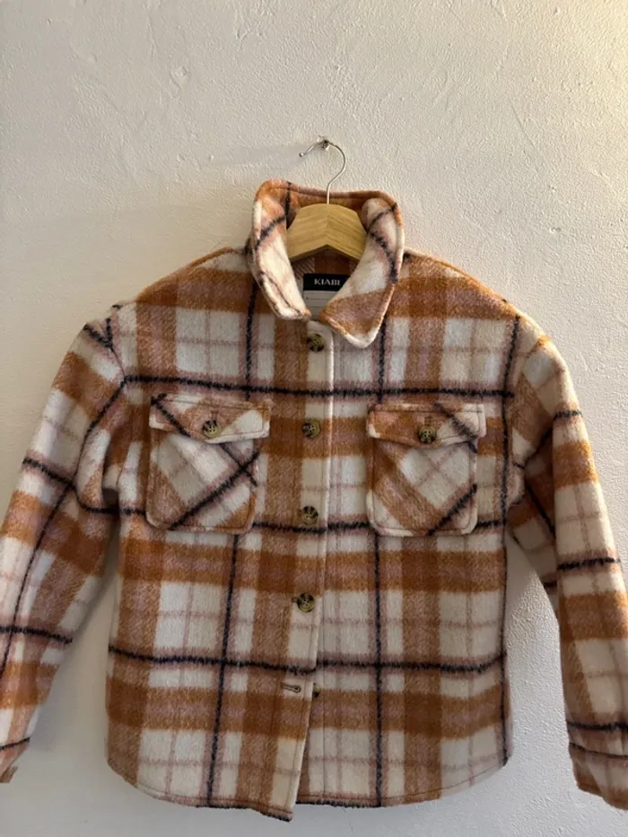 Très belle chemise épaisse rose marron 10 ans