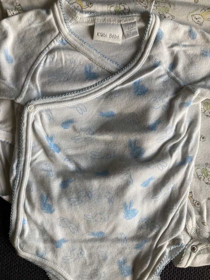 Bodies 6 mois - photo numéro 2