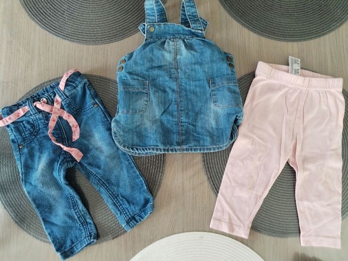 Lots en 6 mois en très bon état Disney - photo numéro 2