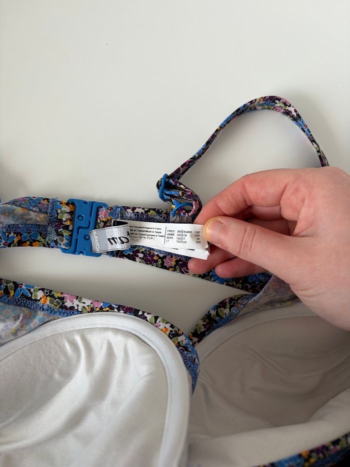 Haut de maillot de bain Etam taille Be70d ou fr85d - photo numéro 4