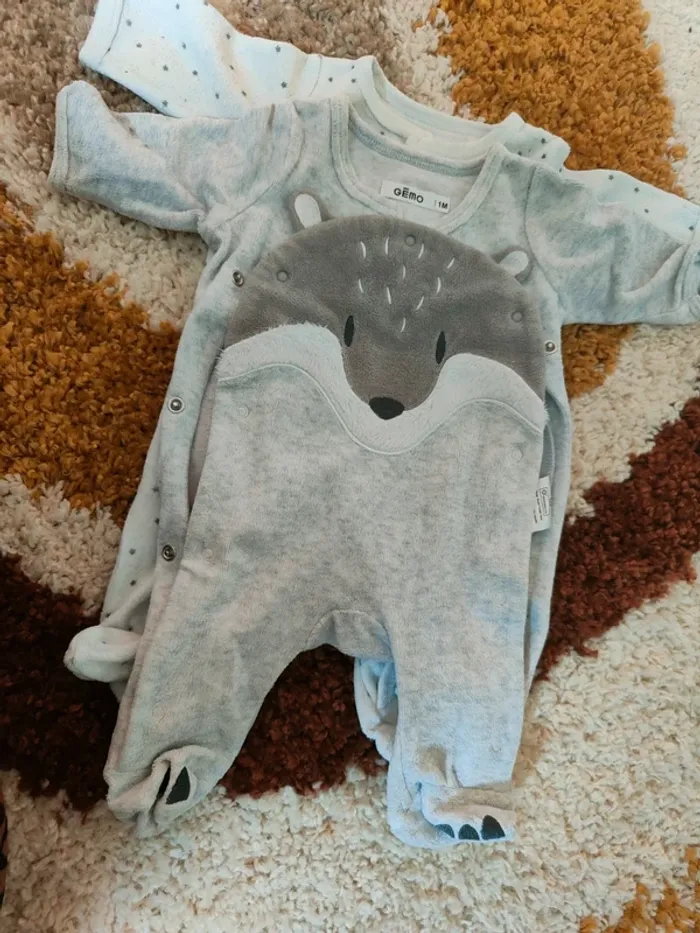 Lot 2 pyjamas velours