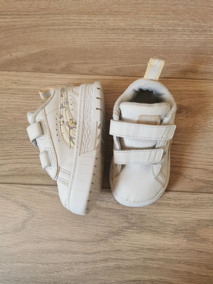 Baskets fleuries puma taille 22