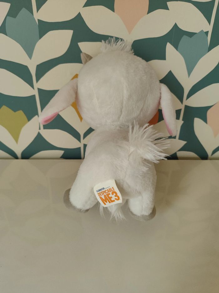 Peluche chèvre moi moche et méchant. - photo numéro 3