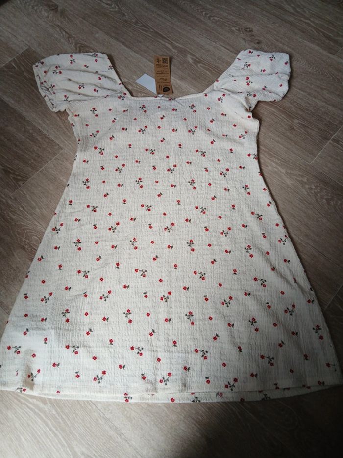 Robe légère neuve femme taille 42 - photo numéro 7