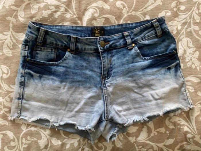 Short effet délavé