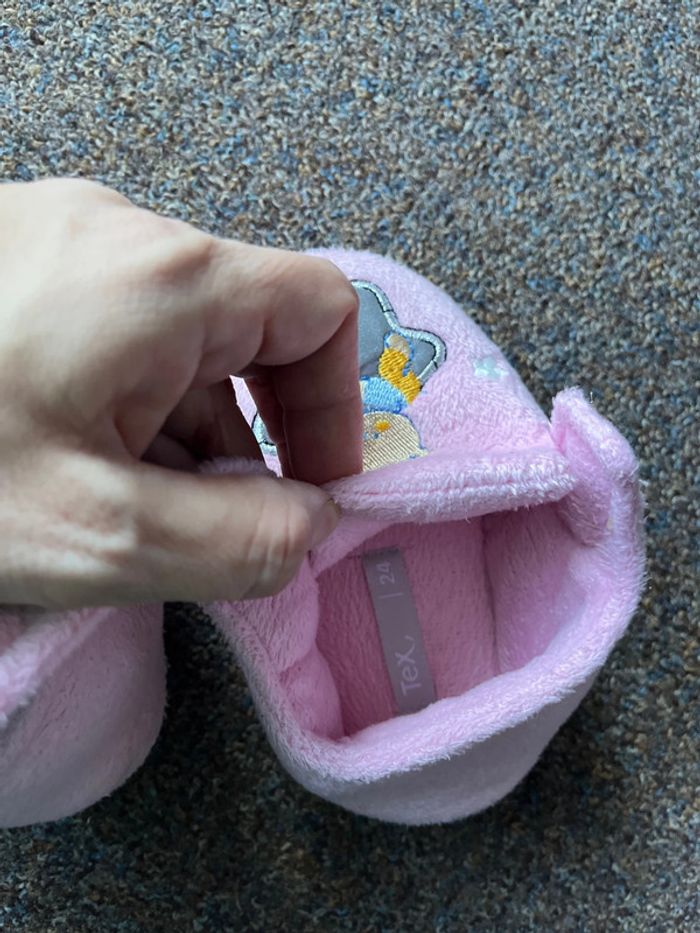 Pantoufles taille 24 fille - photo numéro 3