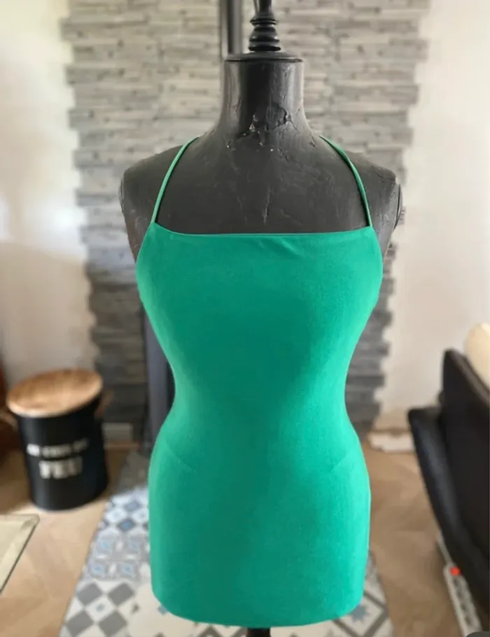 Robe Dos nu