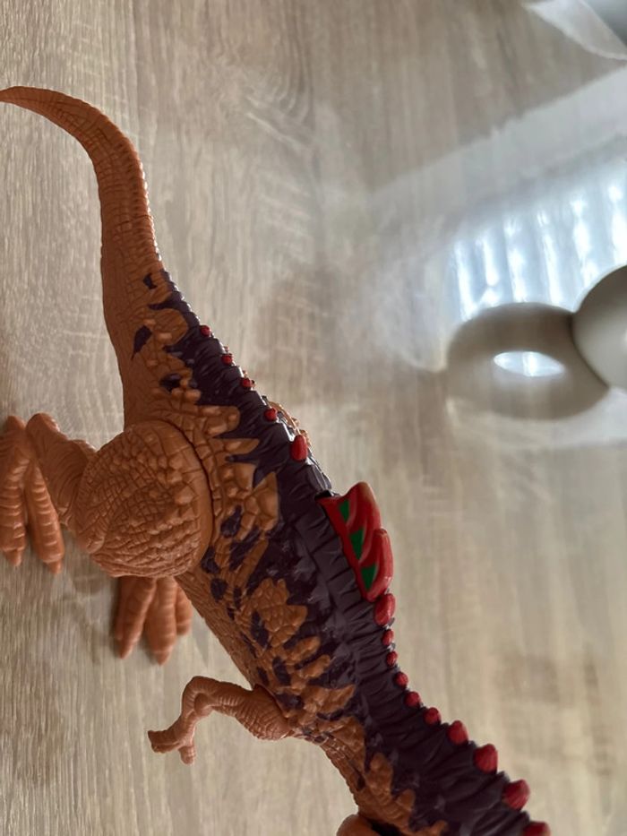Dinosaure sonore et lumineux - photo numéro 4