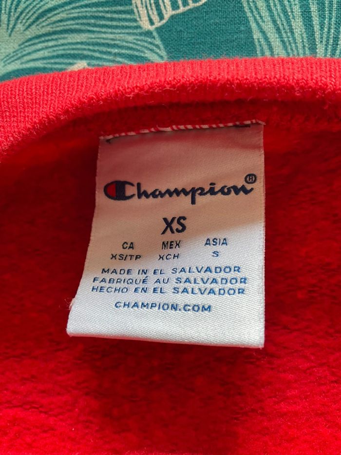 Sweat col rond rouge Champion Nebraska Volleyball taille XS 349 - photo numéro 10