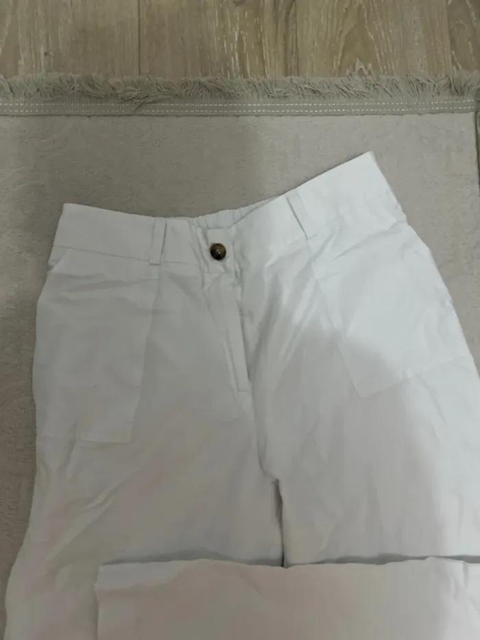 Pantalon blanc - photo numéro 2
