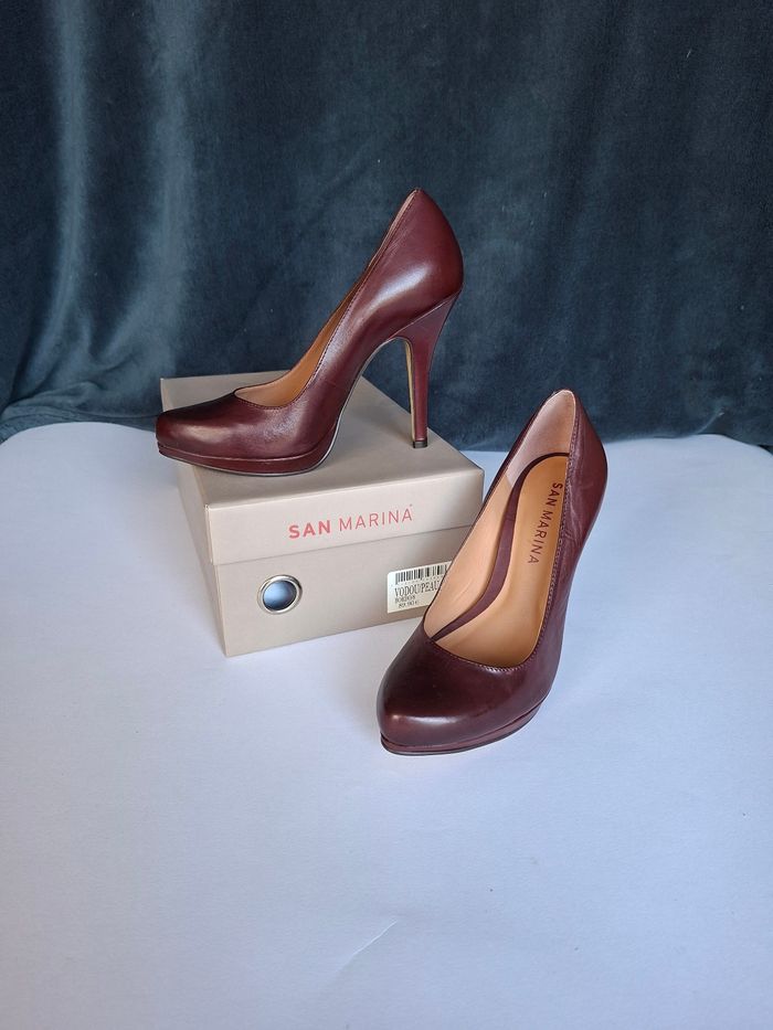 Escarpins San Marina cuir bordeaux – T38 – Neufs - photo numéro 2