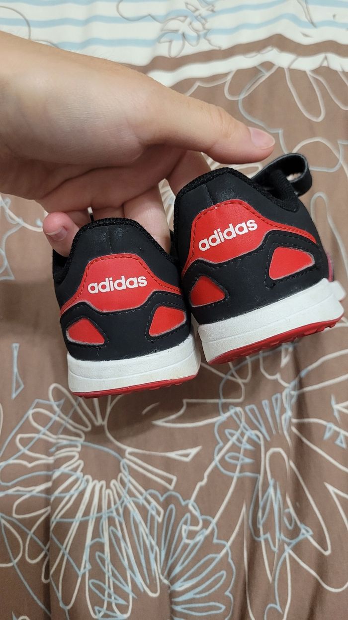 Basket adidas - photo numéro 6