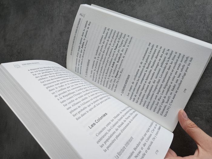 Livre "Star Wars décrypté" Les secrets de la saga - Par Antoine Lucciardi - photo numéro 6