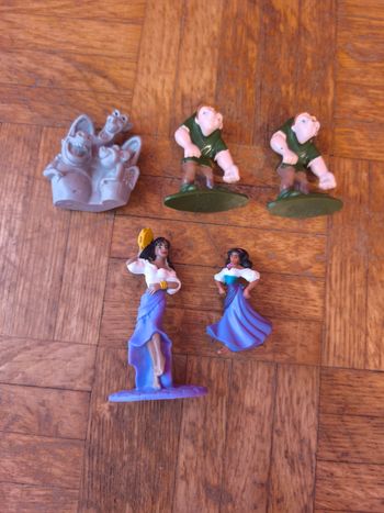 Lot figurines Disney le bossu de Notre-Dame 