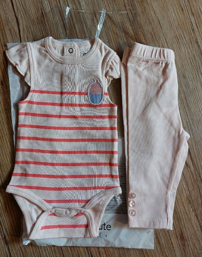 Ensemble body legging 1 mois