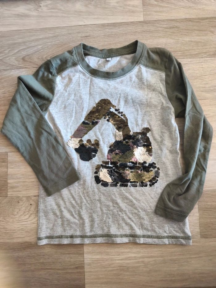 Tee shirt manches longues à sequins taille 6 ans sans marque