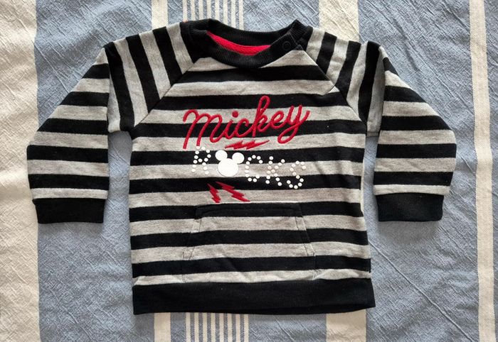 Pull Mickey 9 mois