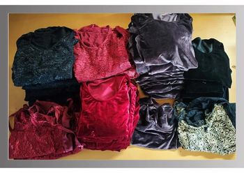 Lot de 63 bodies femme Taille S/M/L