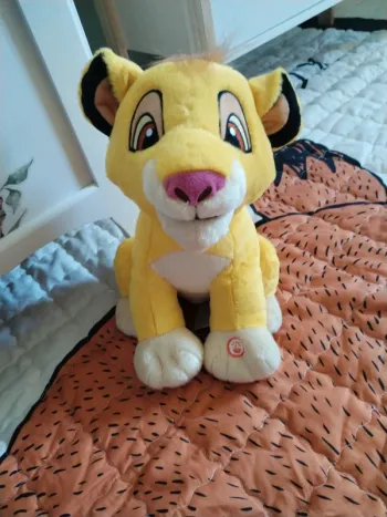 Peluche Simba roi lion