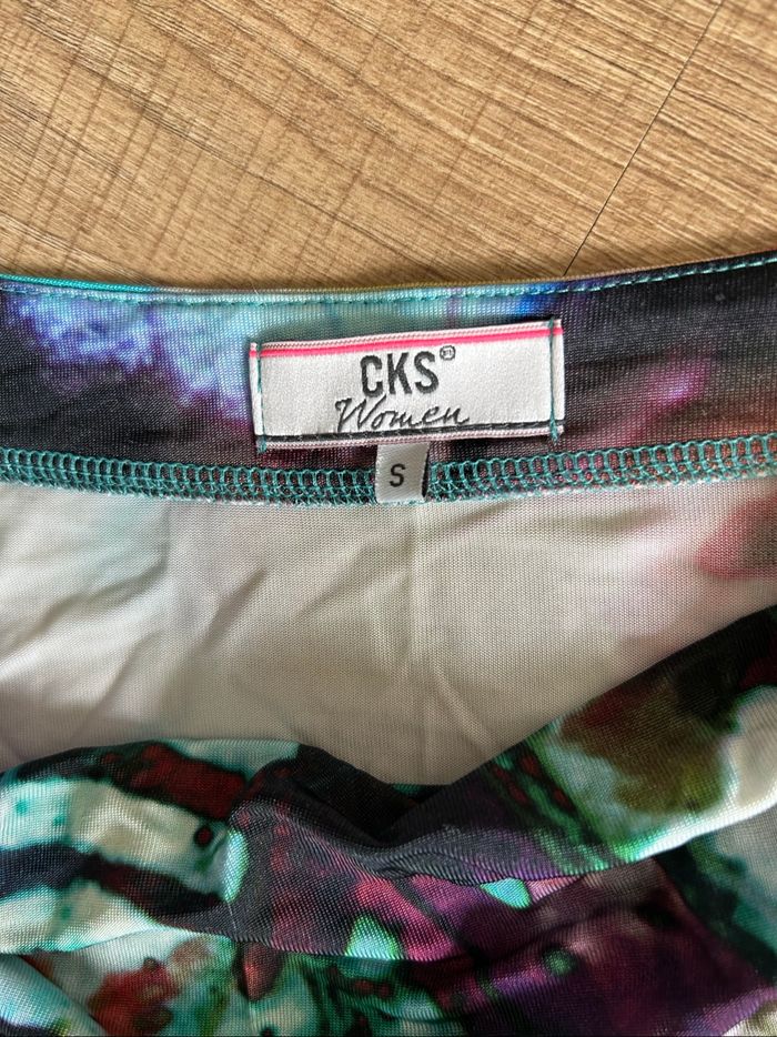 Robe imprimée sans manches CKS taille S jamais portée - photo numéro 9