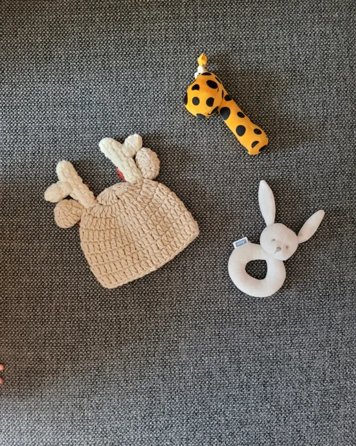 Bonnet de Noël tricoté naissance - photo numéro 2