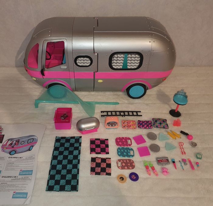 Camping car lol surprise