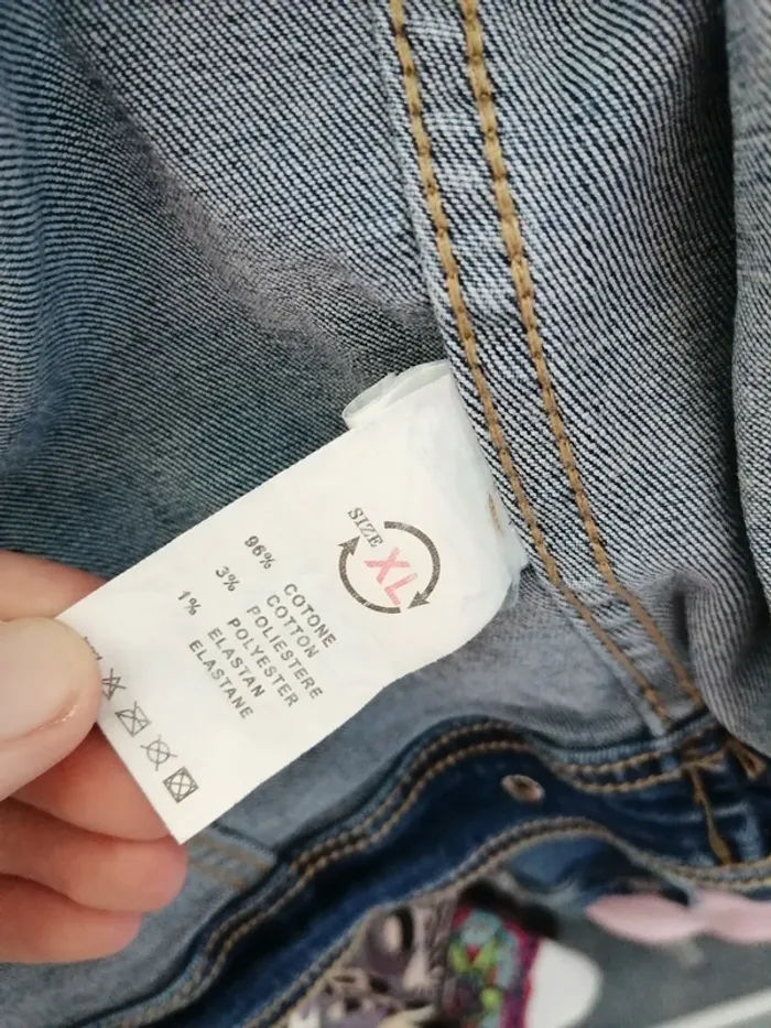 Veste en jeans bleu avec tête d'indien à strass dans le dos / boutique indépendante / (XL) - photo numéro 8