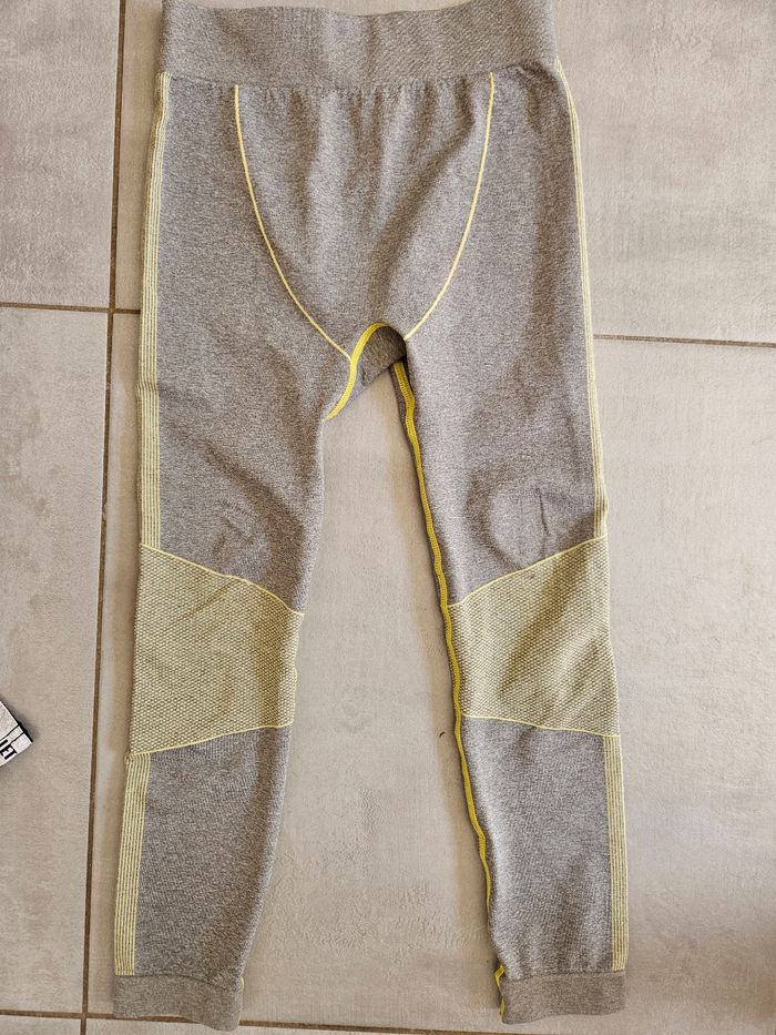 1 ensemble sport + legging sport 3 ans - photo numéro 3