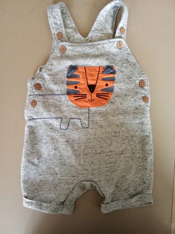 Salopette tigre Primark taille 12 18 mois