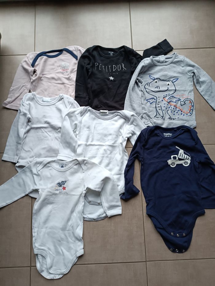 Lot Bodies manches longues 18 mois