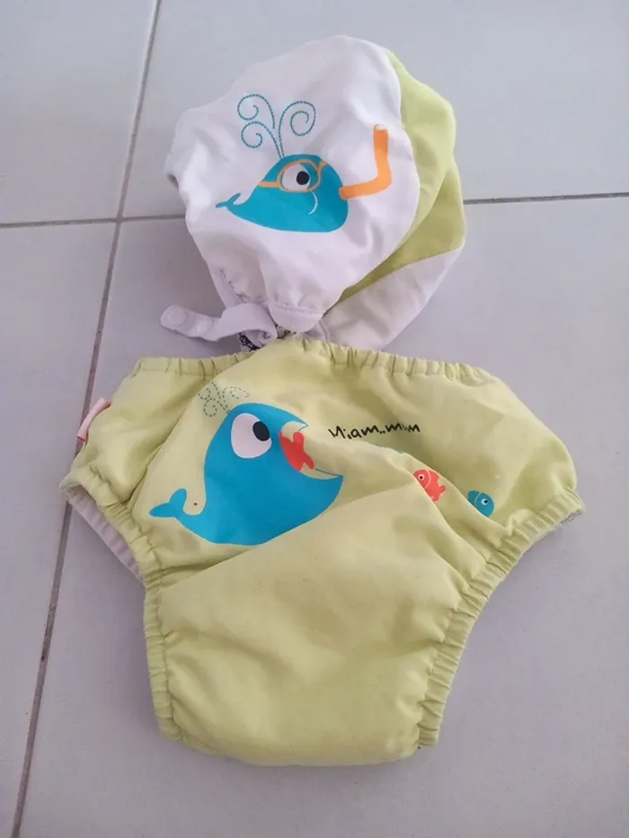 Maillot et bonnet de bain - photo numéro 4