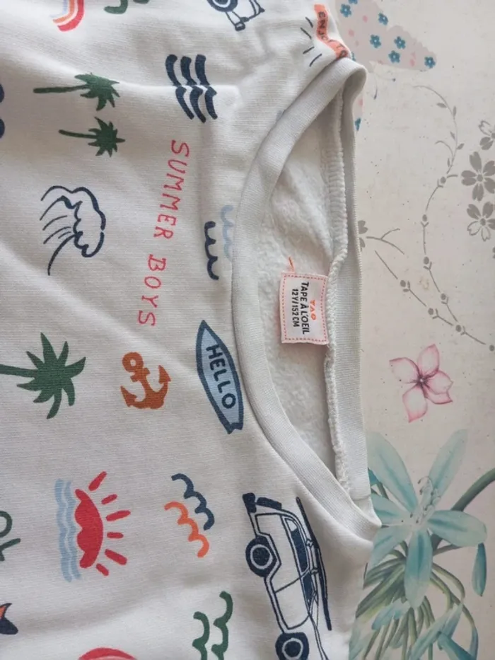 Pull col rond 12 ans - photo numéro 4