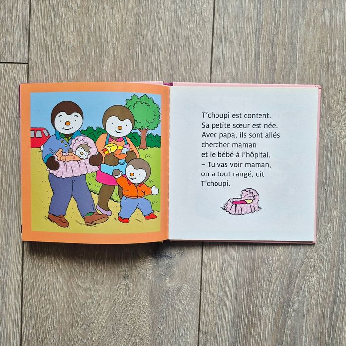 Livre t'choupi a une petite sœur . N°16. Edition Nathan - photo numéro 2