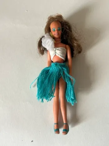 Poupée Glamour Gals Erin – Hawaiian (Hasbro 1981)