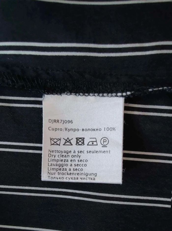 Robe Chemise  Gérard  Darel  -  100%  Cupro, Rayures marines  Élégantes  ! - photo numéro 4