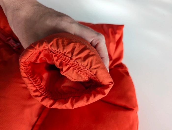 Doudoune rouge chaude à capuche – Taille 2-3 ans /98 cm – Très bon état - photo numéro 13