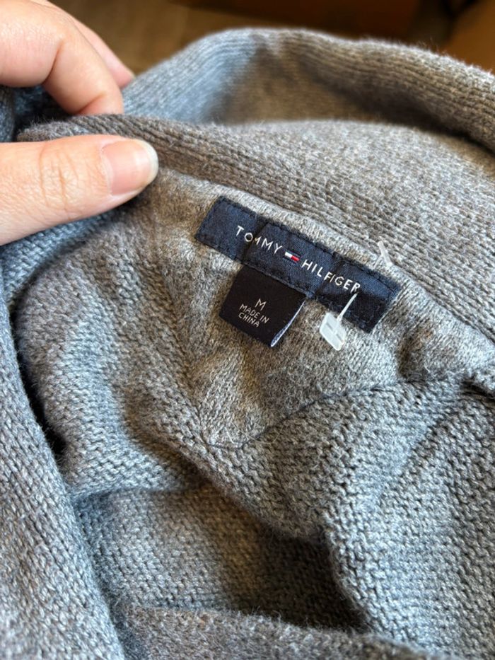 Pull gris Tommy Hilfiger taille M - photo numéro 9