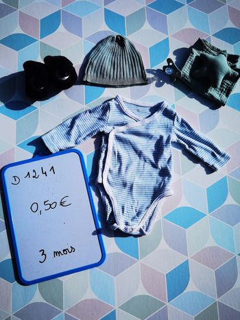 D1241 - body garçon 3 mois