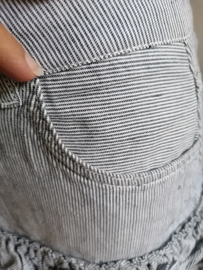 Jupe naf naf taille 38 - photo numéro 2