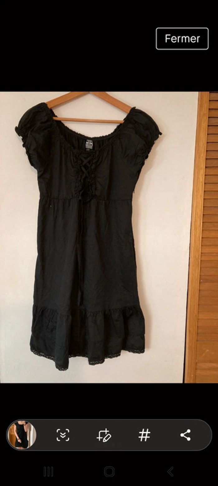 Robe noir - photo numéro 2