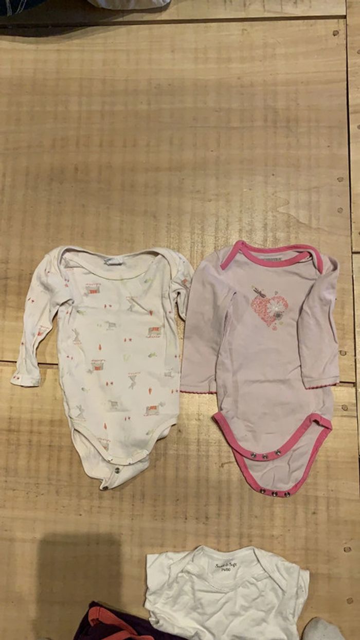 Lot de 7 bodies manches longues différentes marques en très bon état 9-12mois - photo numéro 3