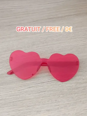Lunette de soleil coeur rouge - Gratuit / Free