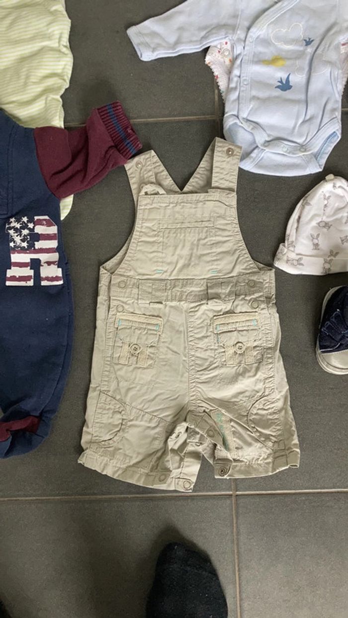 Lot de 13 vêtements pour bébé - photo numéro 3