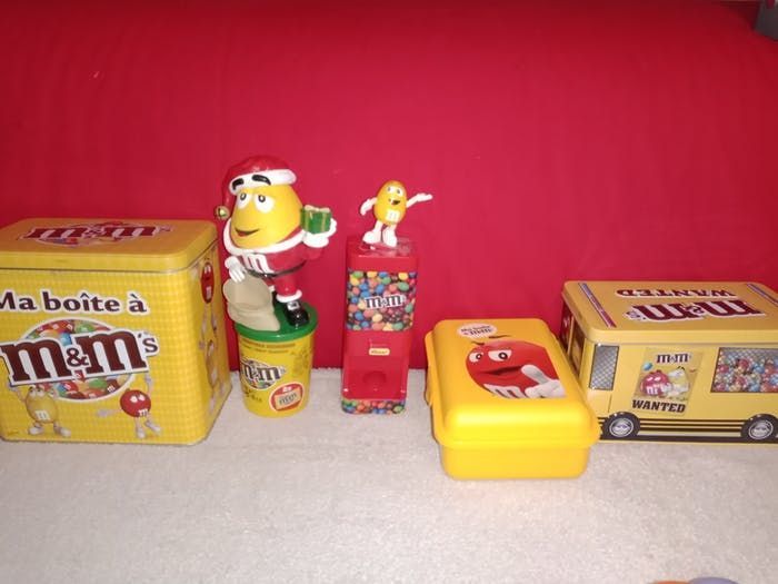 collection M&M's, boîte, lunch box, distributeur
