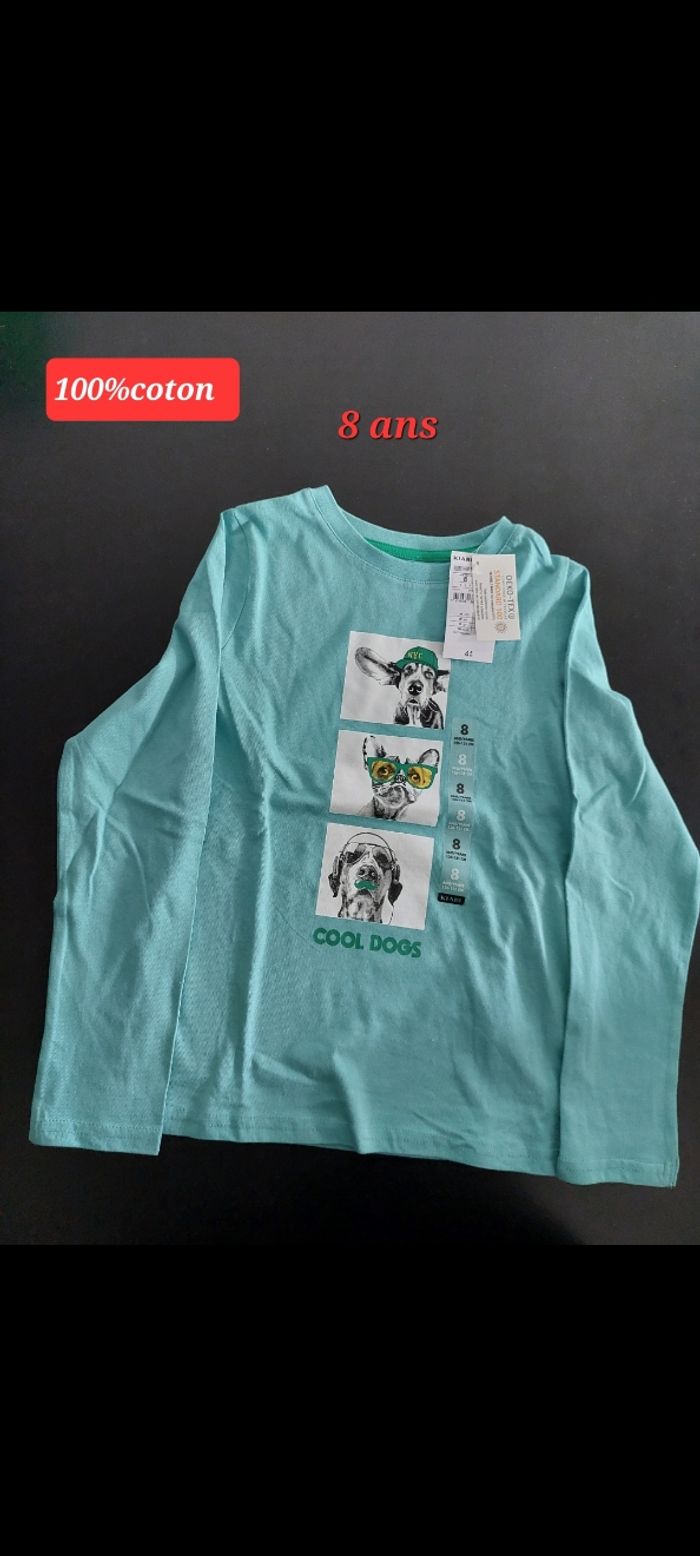 T-shirt motif chien garçon 8ans