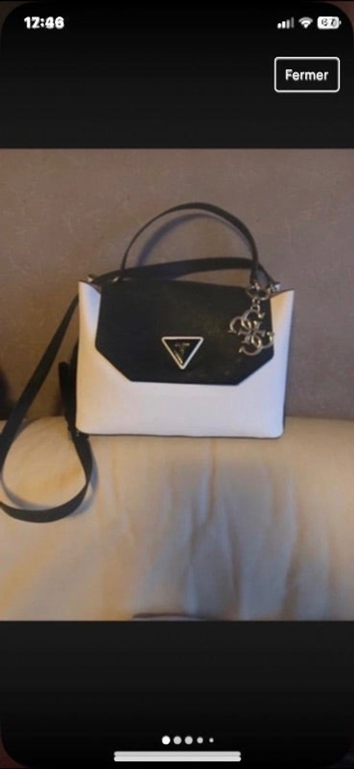 Sac à mains neuf Guess