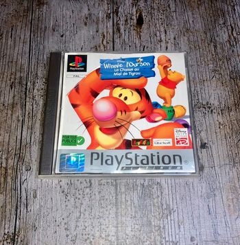 Winnie l’ourson La chasse au miel de Tigrou Jeu PS1 Platinum Sony