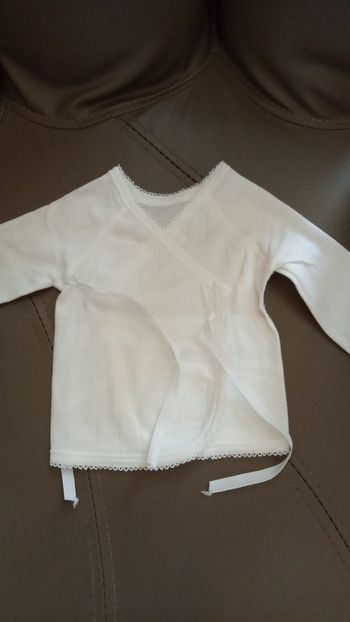 Haut Blanc manches longues "Petit Bateau" 1mois (54cm) - comme Neuf